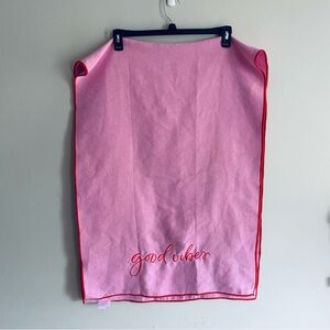 Summer & Rose by FabFitFun Pink & Red Good Vibes Microfiber Yoga Towel